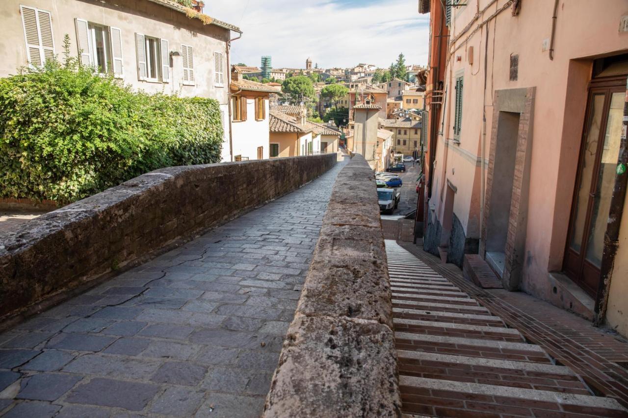La Conca Apartment: A View On The Roman Aqueduct Perugia Eksteriør billede